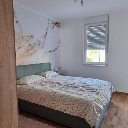 Apartman Visnja Subotica Exteriör bild