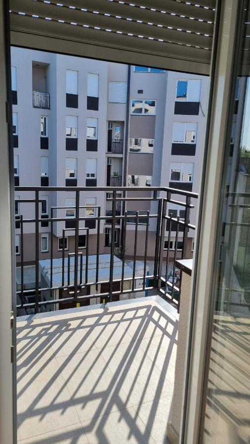 Apartman Visnja Subotica Exteriör bild
